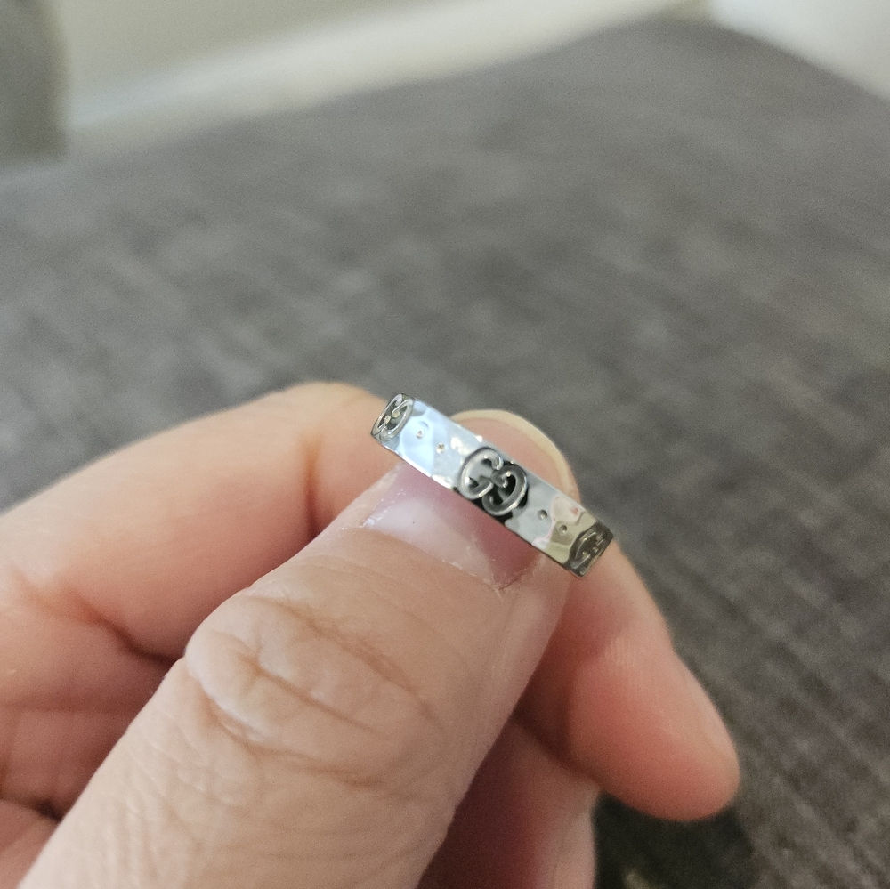 Authentic Gucci 18k white gold ring size 6 - Picture 13 of 13